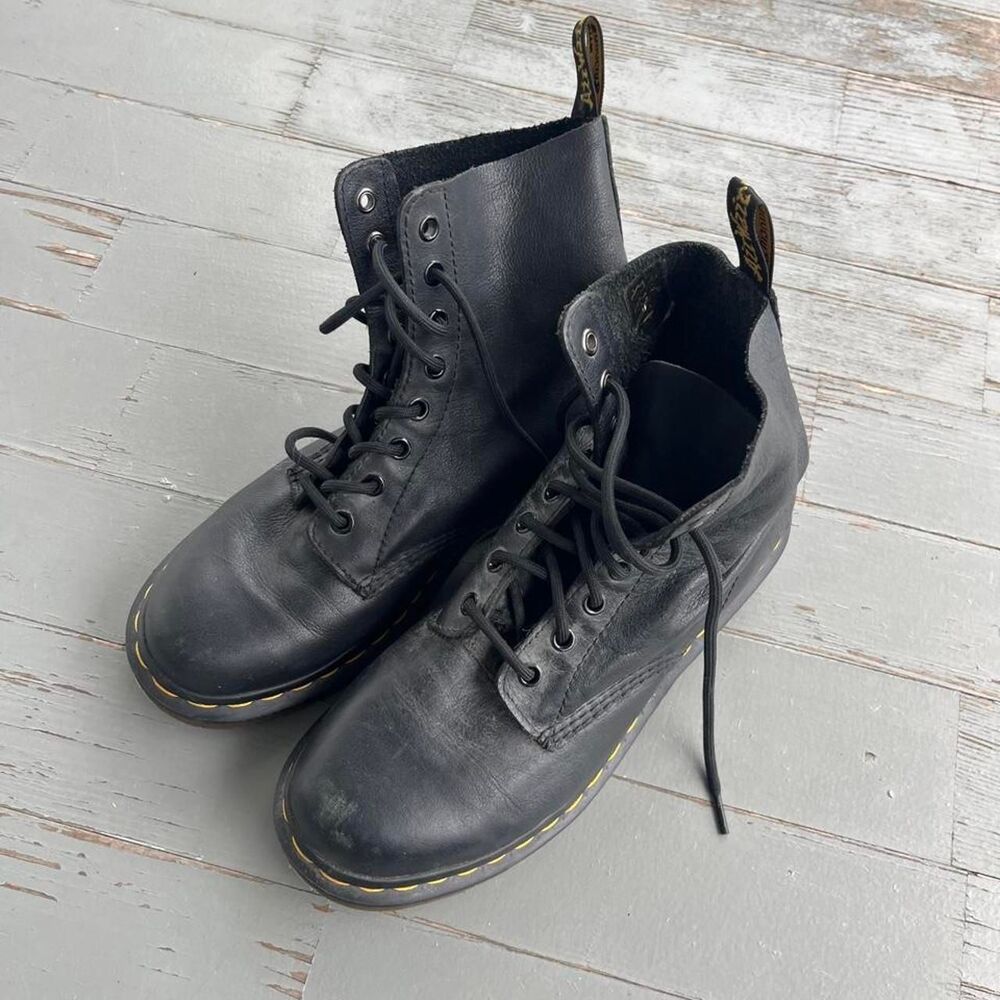 Dr Marten Airwalk Grunge Y2K Boots